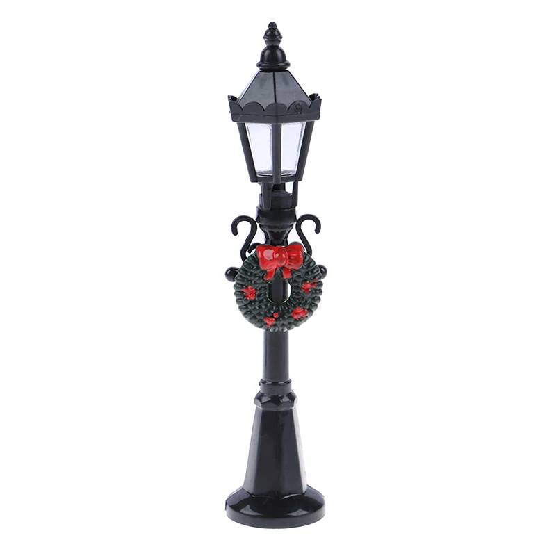 1Pc 1:12 Dollhouse Miniature Christmas Park Street Lamp Doll Streetlight Toy For Doll house Garden Decoration