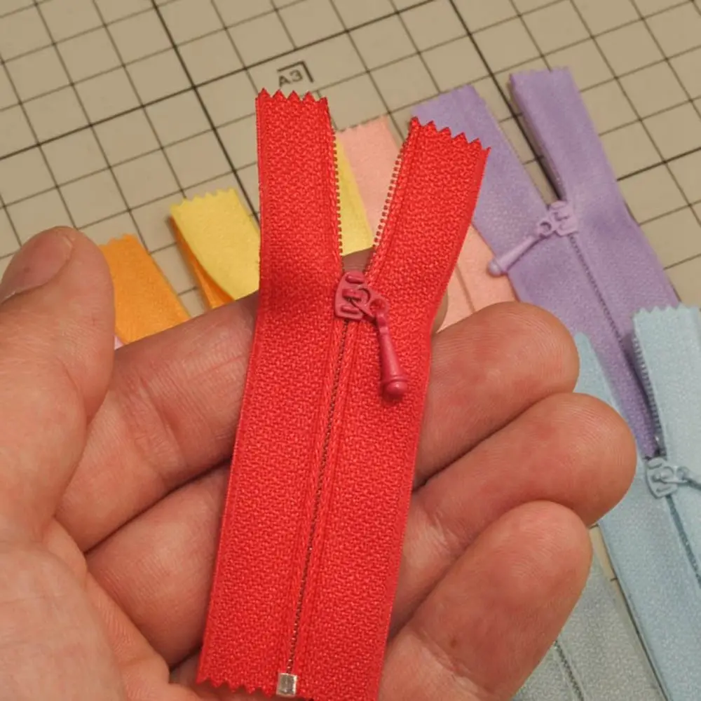 5pcs Invisible Mini Zippers Doll Clothing Zipper DIY Handmade Sewing Scrapbooking Garment Applique DIY Doll Clothes Accessories