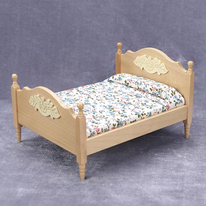 1Pc 1:12 Dollhouse Miniature Bedroom Double Bed European Simulation Furniture Model Living Scene Decor Toy