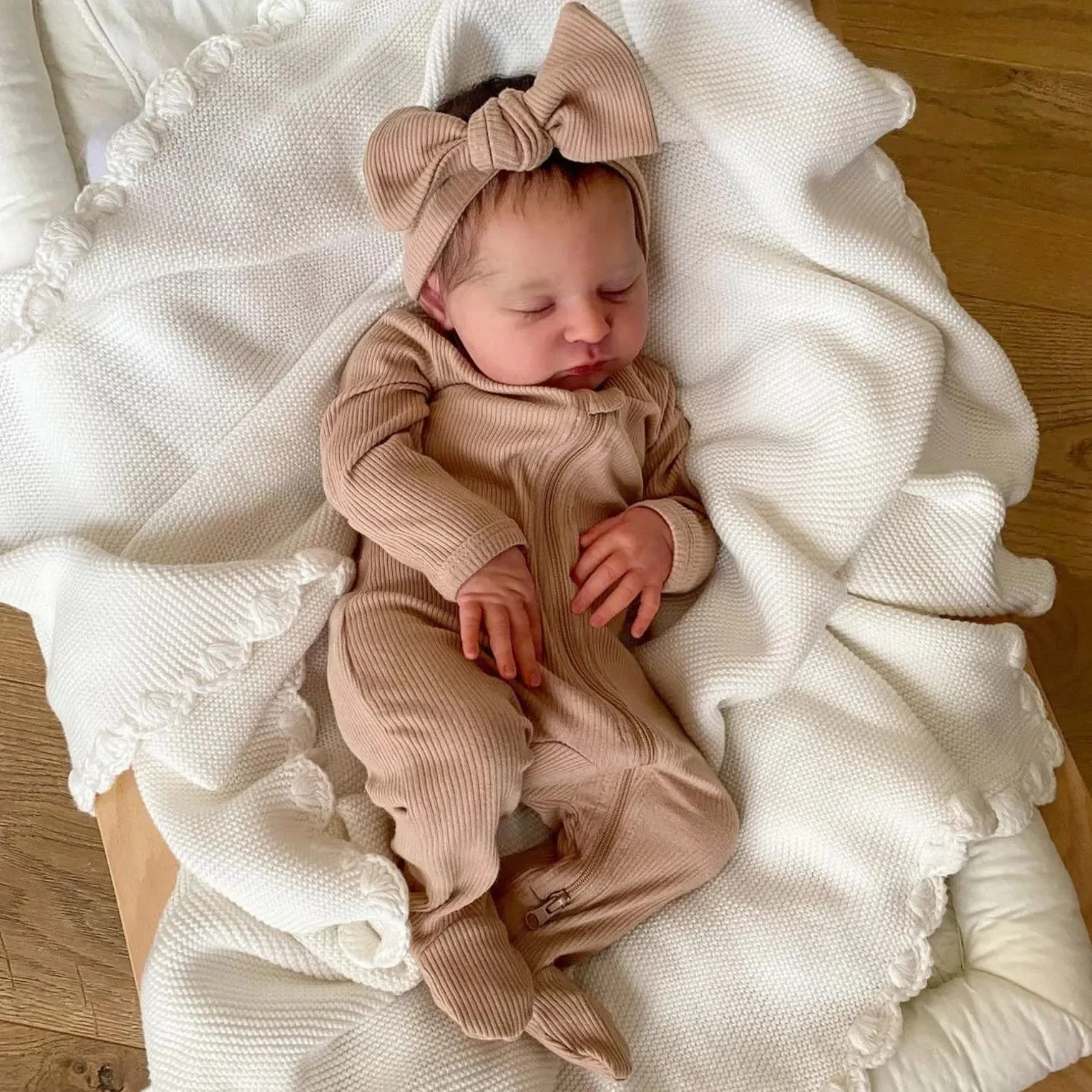 Silicone Baby Dolls Already Painted Finished Reborn Baby Doll Sleeping Baby Doll 3D Skin Visible Veins Surprise Gift for Child