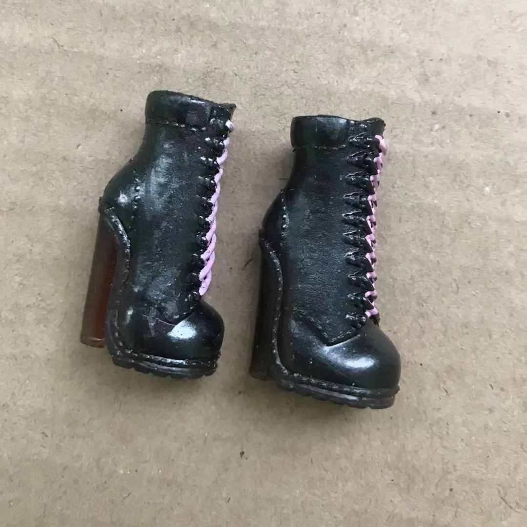 Original Doll Hands Shoes Boots Earrings Decors Doll Replacement White Beige Brown Hands Colorful Doll Accessories