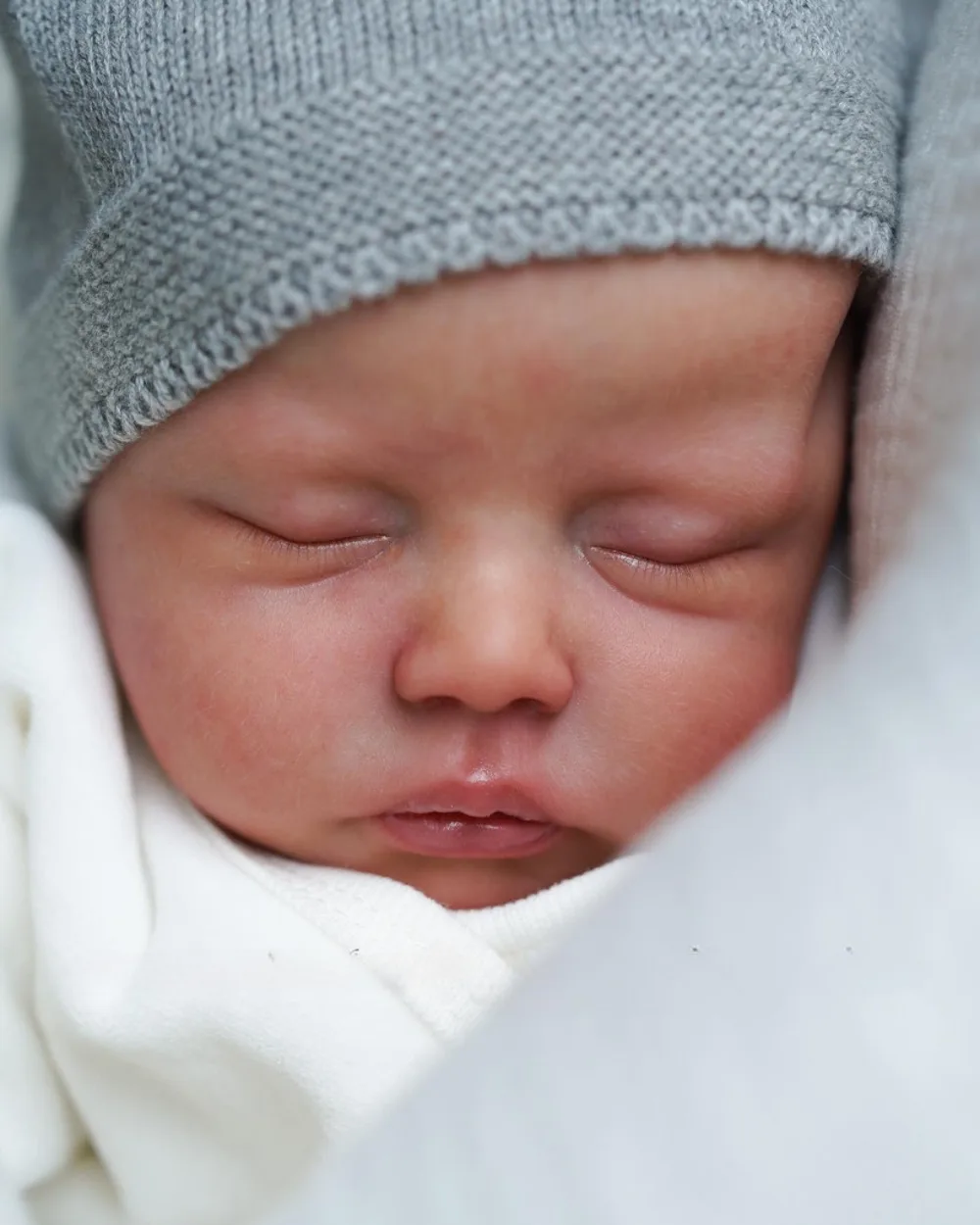 18inches Reborn Kit Delilah Newborn Sleeping Baby Unfinished Unpainted Doll Parts Reborn Vinyl Doll Kit Bebé Reborn