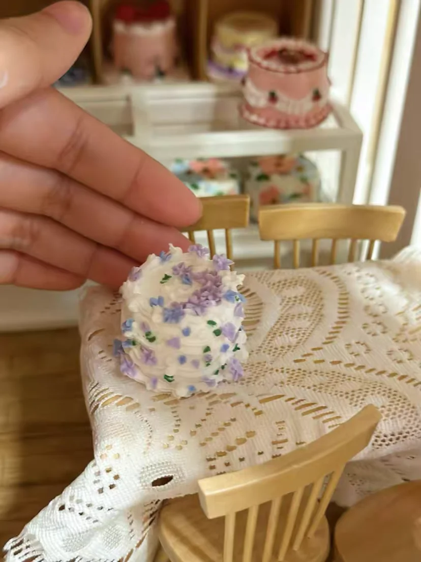 DollHouse diy accessories Clay sculpture cake Cartoon Shark Flower cake miniature birthday party decoration couple gift model