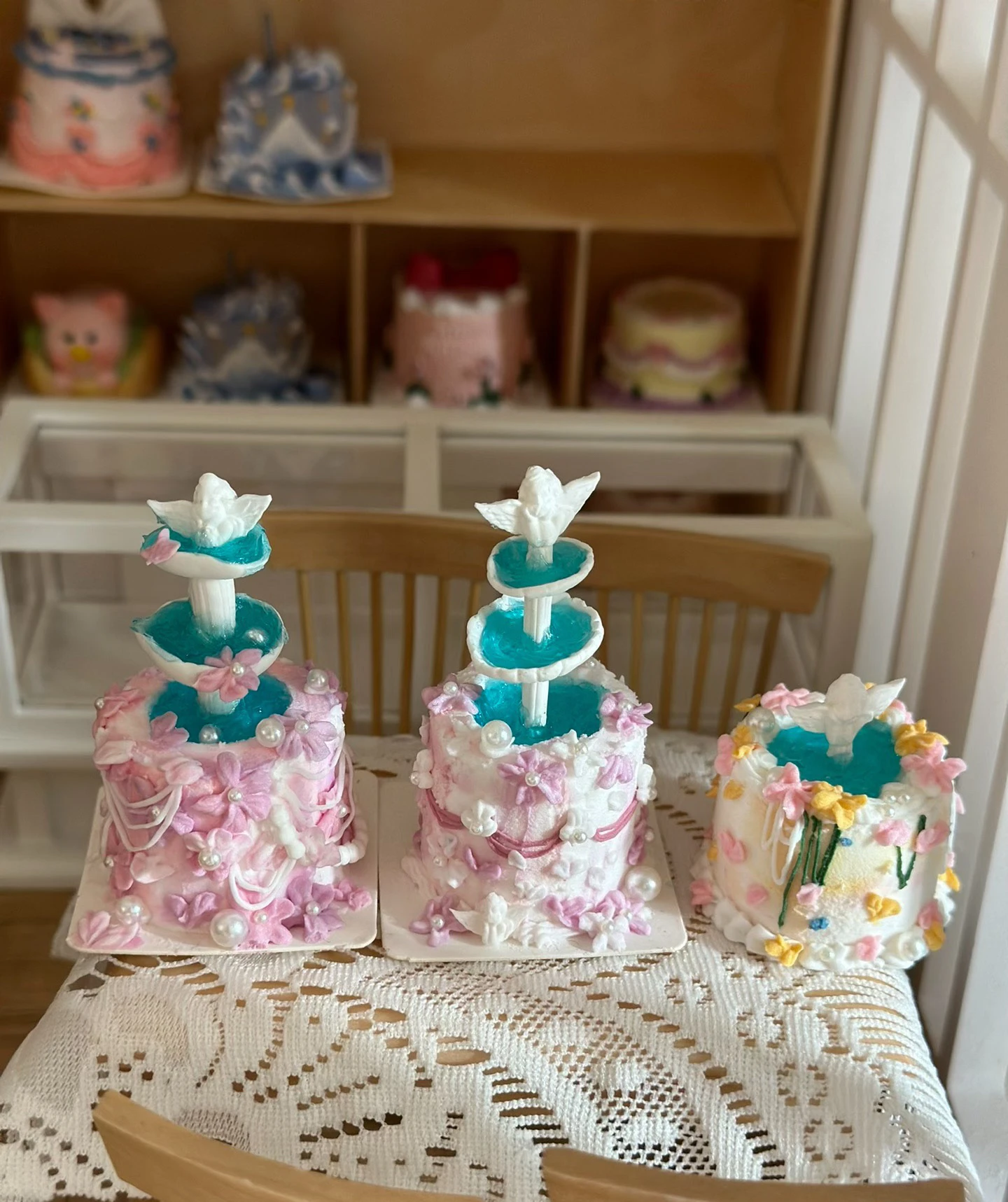 DollHouse diy accessories Clay sculpture cake Cartoon Shark Flower cake miniature birthday party decoration couple gift model
