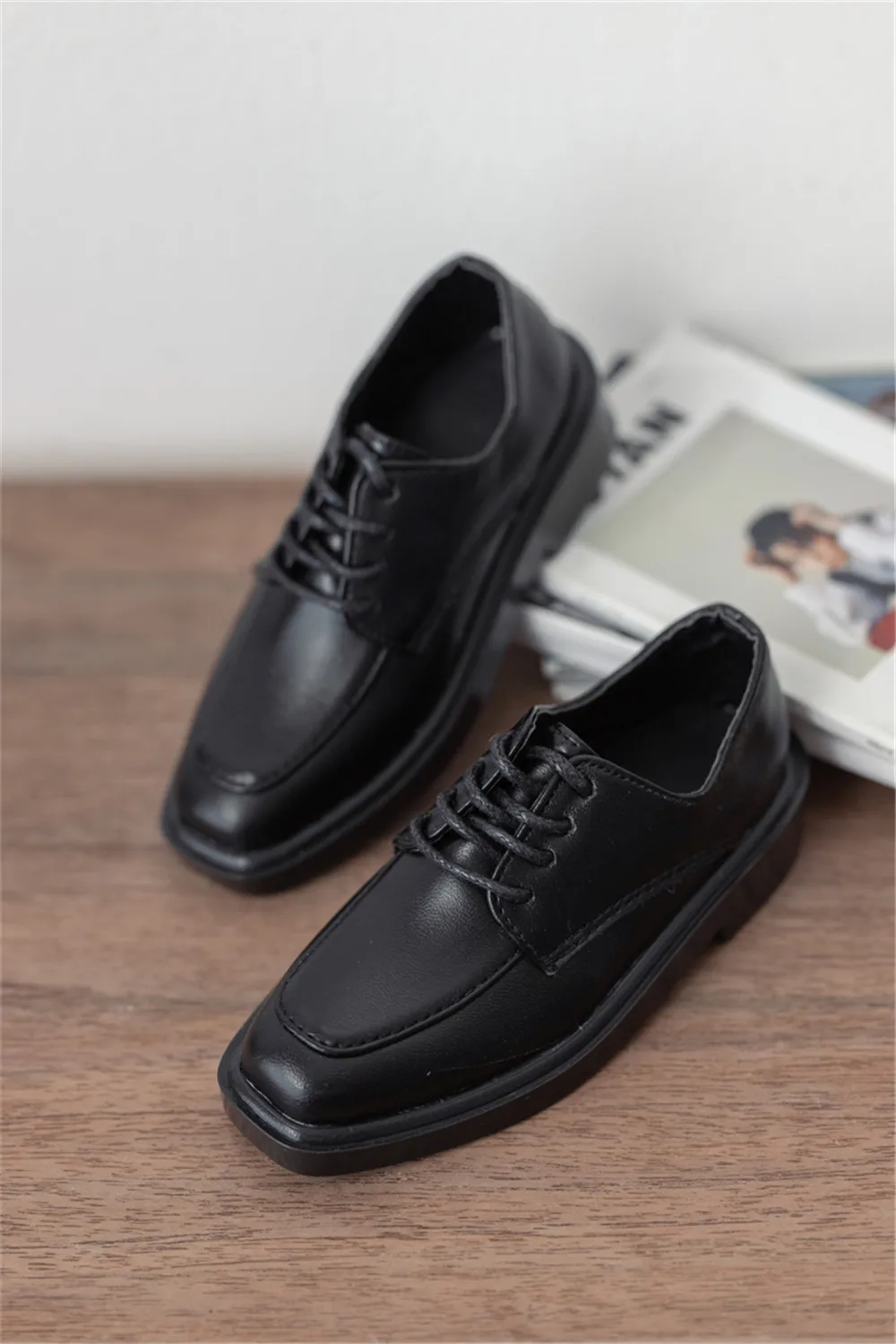 BJD Doll Shoes Boys Handsome 1/3 1/4 Lace-up Leather Glossy Matte Red Black Brown Square Toe Elegant Shoes Work Doll Accessories