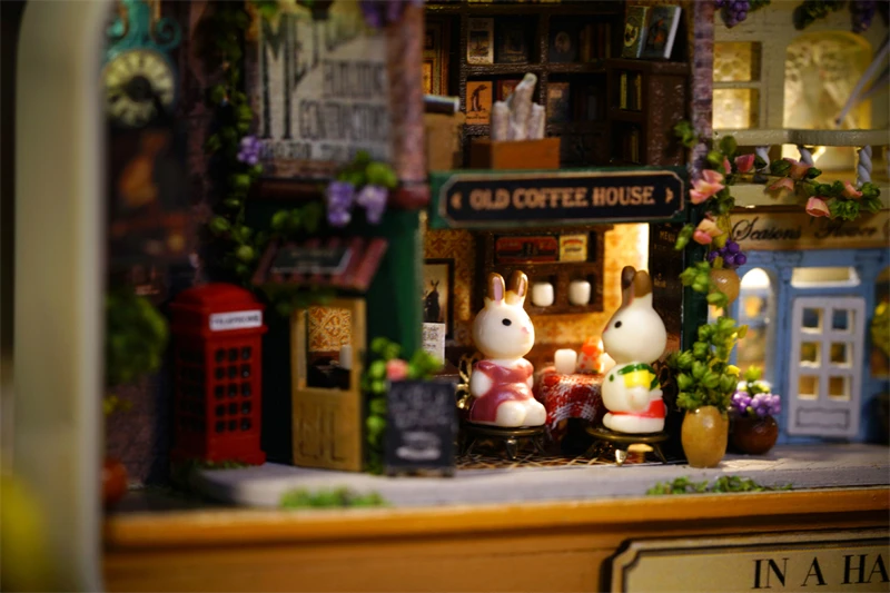 CUTEBEE Japanese Box Theatre Diy Dollhouse Kit Furniture Miniature Doll House Lighting Toys For Children Couple Birthday Gift