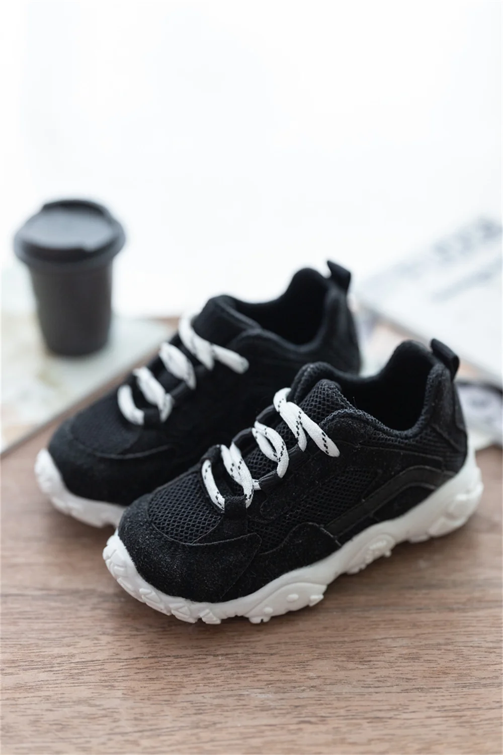 BJD Doll Shoes MSD Unisex Boys 1/4 ID75 White Black Handsome Mesh Top Sneakers Casual Soft-soled Sports Shoes Doll Accessories