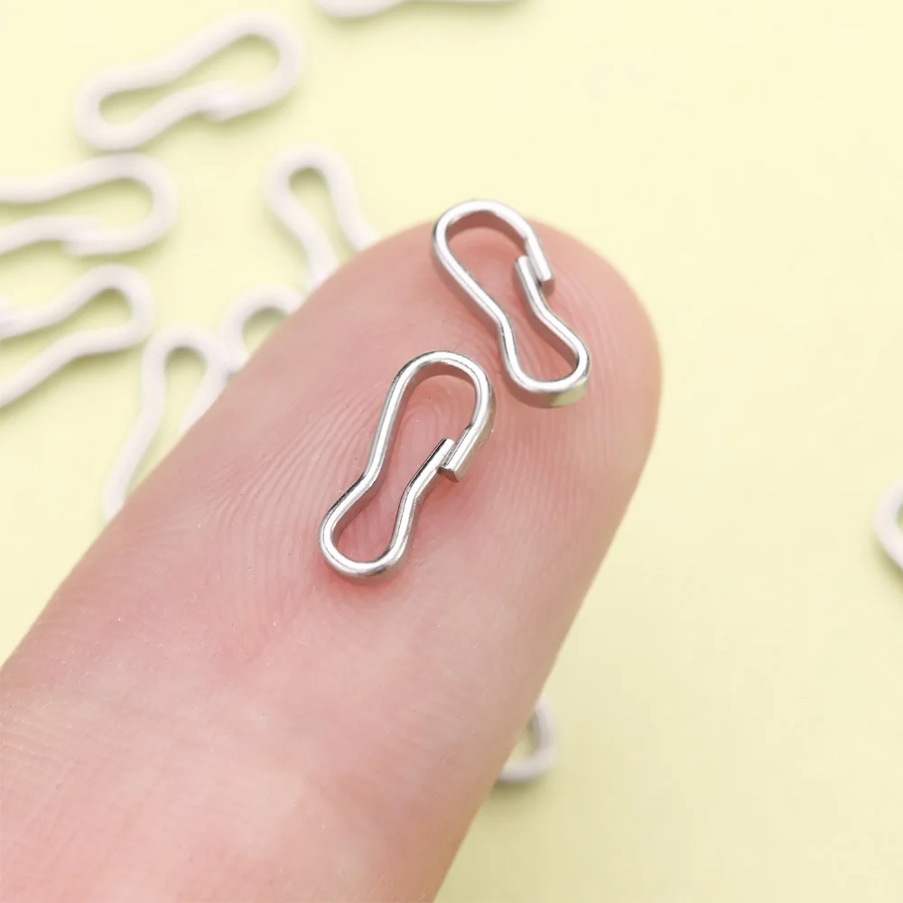 20pcs 9mm Doll Buckle Keychain Clips Baby Dolls Connecting Metal Mini Doll Bag Chain Buckles Accessories Dolls Sewing Accessorie
