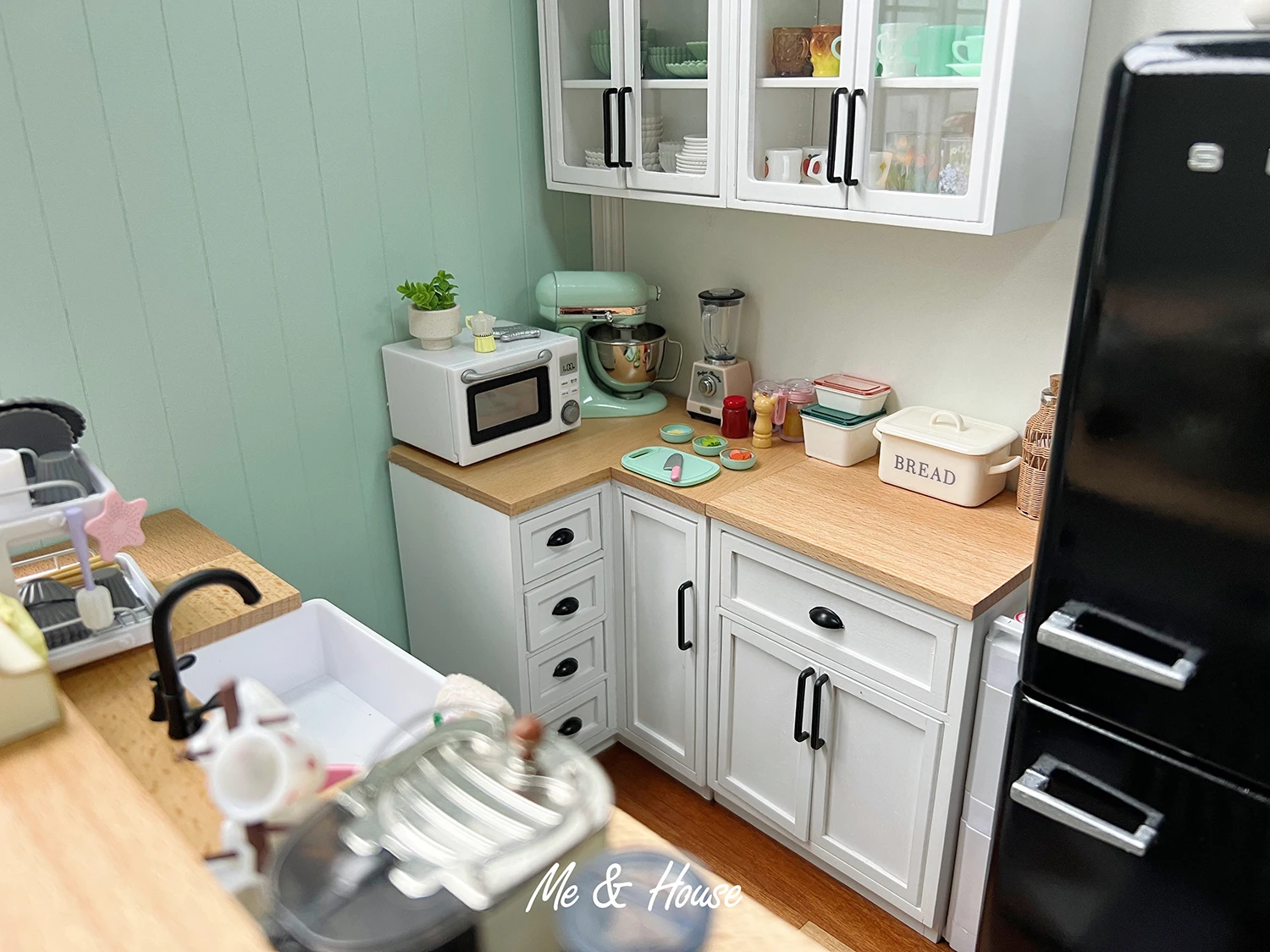 1/6 Scale Dollhouse Miniature Furniture Wooden Shelf Cabinet Sink Cabinet Operator Counter Bar Dollhouse Kitchen Accessory