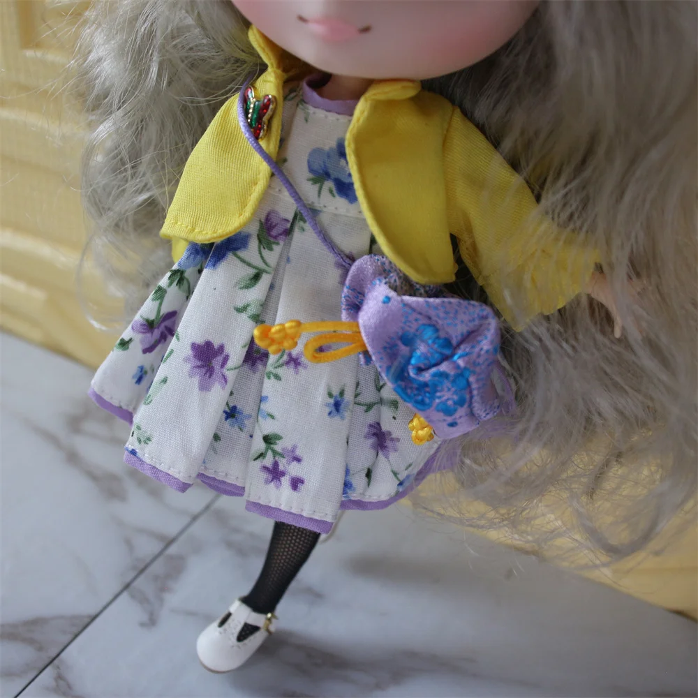 DBS Middie Blythe doll clothes Youth cute suit Little Red Hat suit Suitable for 20 cm joint body wear
