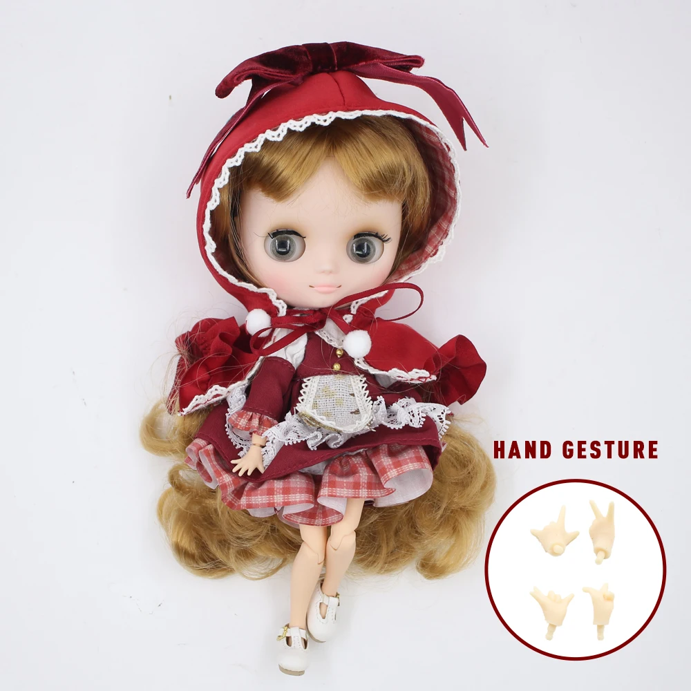 DBS Middie Blythe doll clothes Youth cute suit Little Red Hat suit Suitable for 20 cm joint body wear