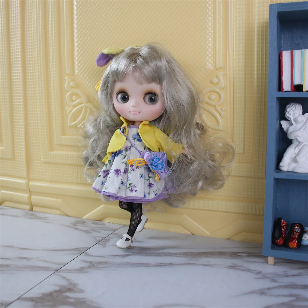 DBS Middie Blythe doll clothes Youth cute suit Little Red Hat suit Suitable for 20 cm joint body wear