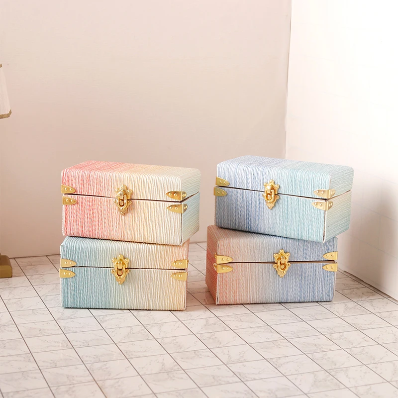 1:12 Dollhouse Miniature Suitcase Vintage Leather Luggage Box Storage Box Home Model Decor Toy Doll House Accessories