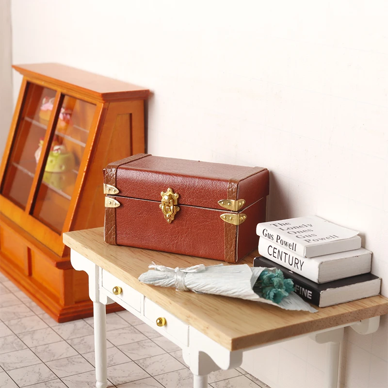1:12 Dollhouse Miniature Suitcase Vintage Leather Luggage Box Storage Box Home Model Decor Toy Doll House Accessories