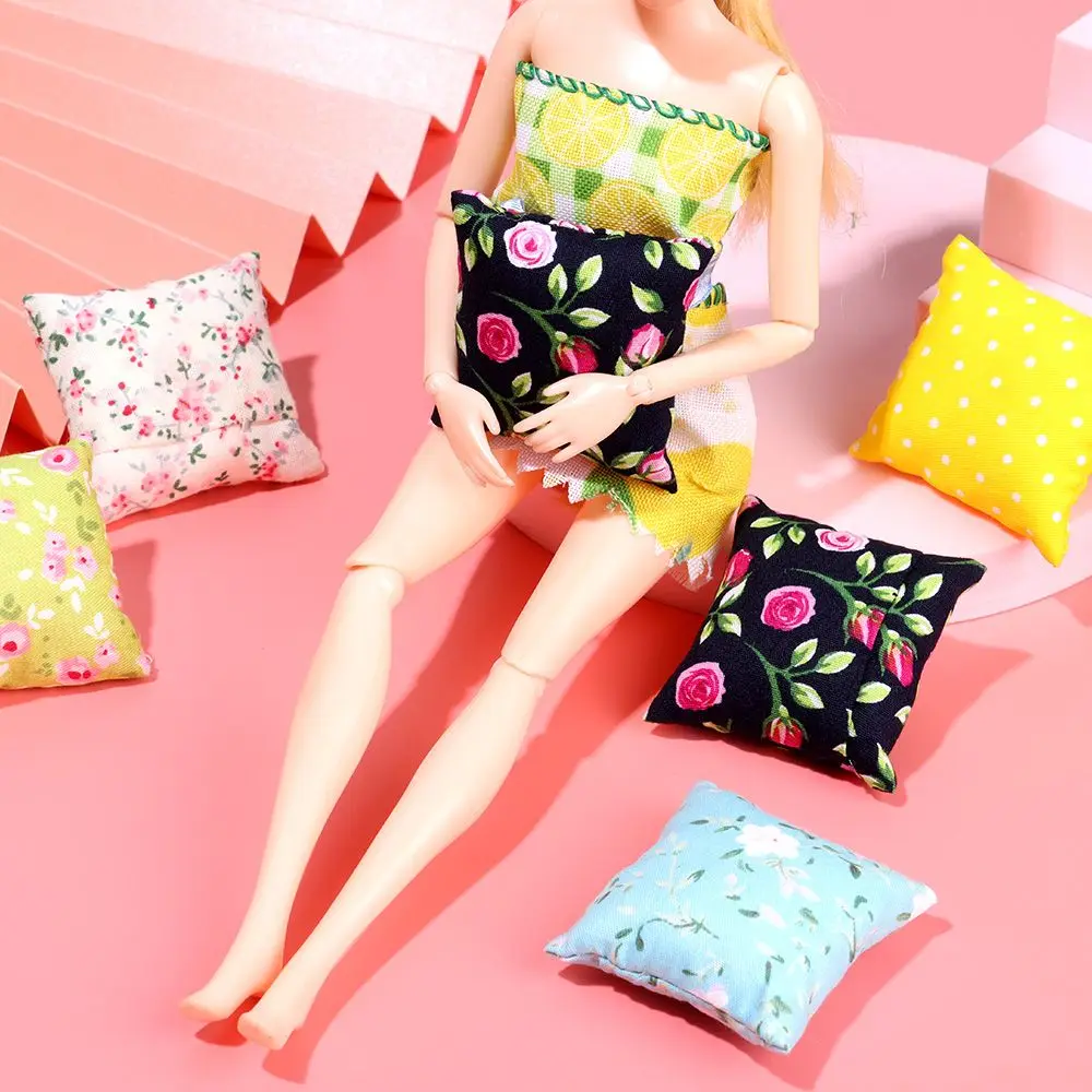 2PCS 1:12 Scale Toys Furniture Cushion Mini Dollhouse Pillows For Couch Sofa Floral Printed Miniature Cushions Doll Accessories