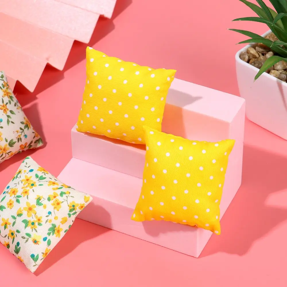 2PCS 1:12 Scale Toys Furniture Cushion Mini Dollhouse Pillows For Couch Sofa Floral Printed Miniature Cushions Doll Accessories
