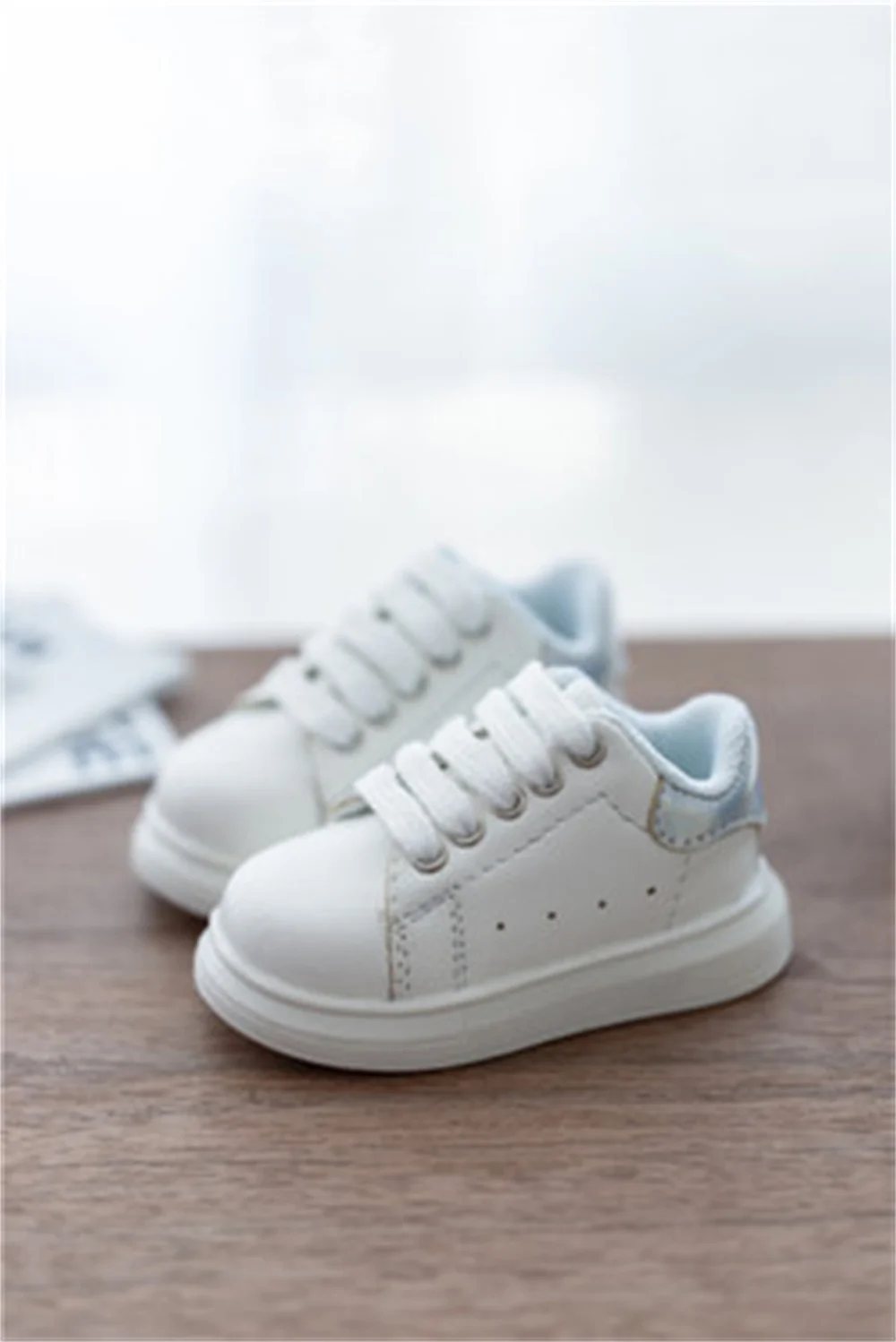 BJD Doll Shoes Toys Girls Boys 1/3 1/4 1/6 Low-top Simple Cute Baby Small White Versatile Daily Casual Board Shoes Accessories