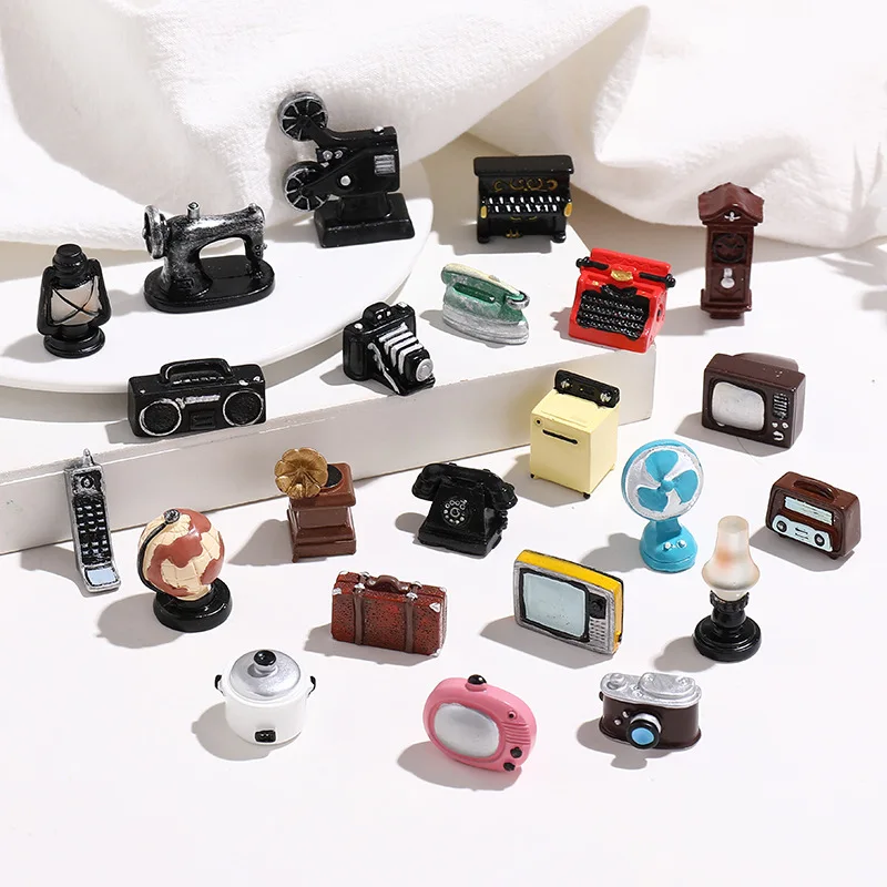 Mini Domestic Appliance Miniature Retro TV/Telephone/Camera/Piano/Phonograph Home Decoration DollHouse Accessories Toys