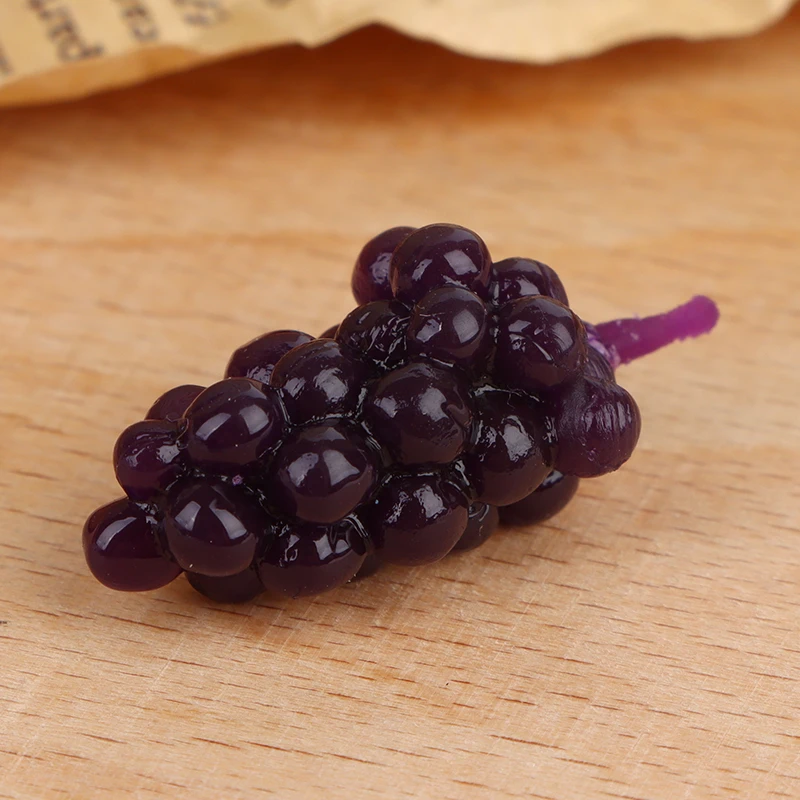 6Pcs/set 1:12 Dollhouse Miniature Purple Green Grape Dollhouse Food  Doll House Accessories Toys