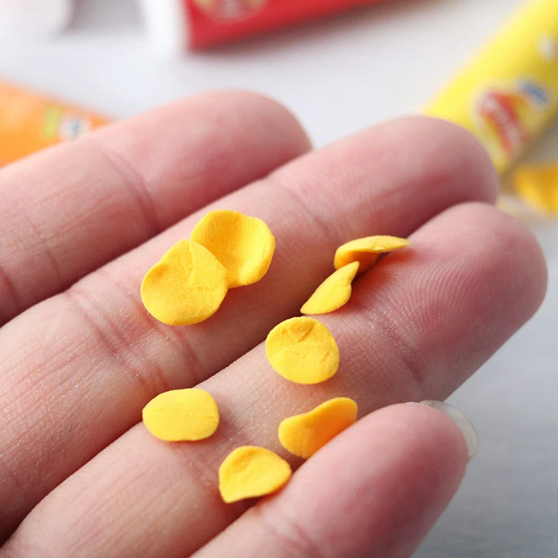 4pcs/set 1:12 Dollhouse Mini Canned Potato Chips Miniature Food Toy Model Shooting Props Excluding Potato Chips