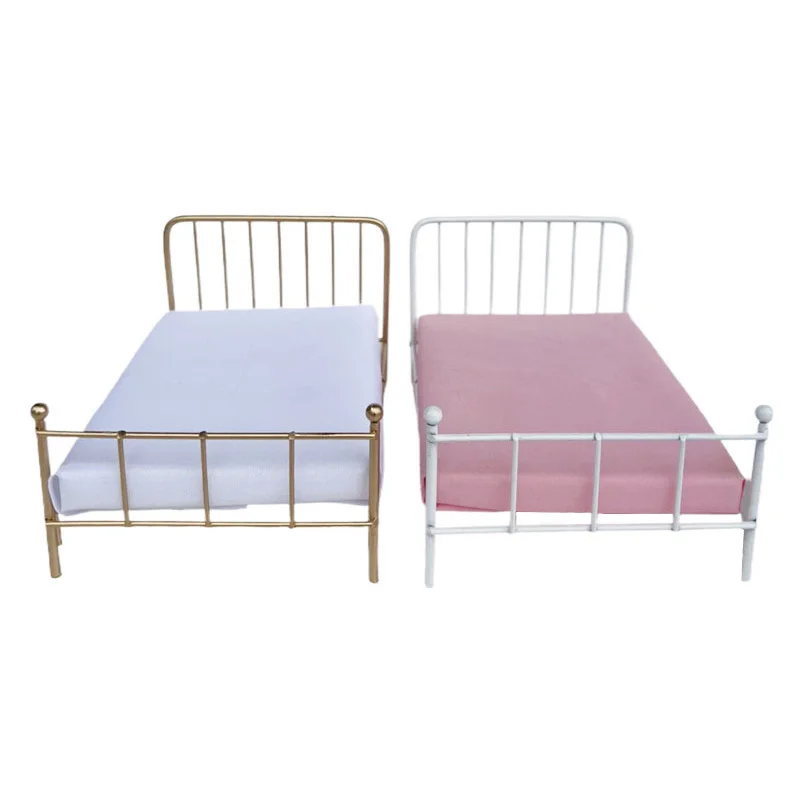 1Pc 1:12 Doll House Metal Dollhouse Bed Mini Doll Furniture Iron Frame Single Bed Mini Model Bedroom Scene Dollhouse Accessories