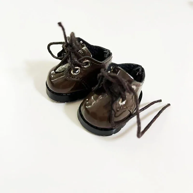 17cm Cute Labubu Leather Shoes Canvas Shoes Sneakers Camera Labubu Korea Kpop Exo DIY Girls Labubu Doll Accessories
