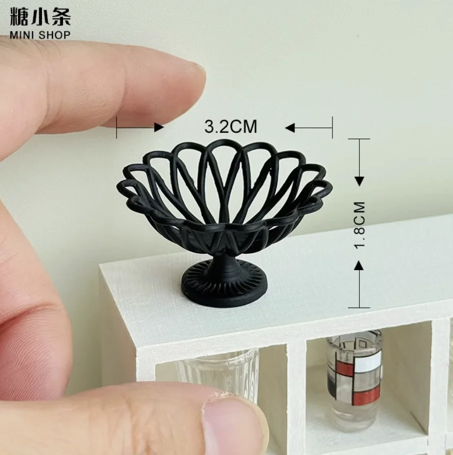 Miniature Retro Furniture Ornaments Mini Speaker Mug Hand-painted Flower Plate Mirror Blythe Doll Afternoon Tea Shooting Props