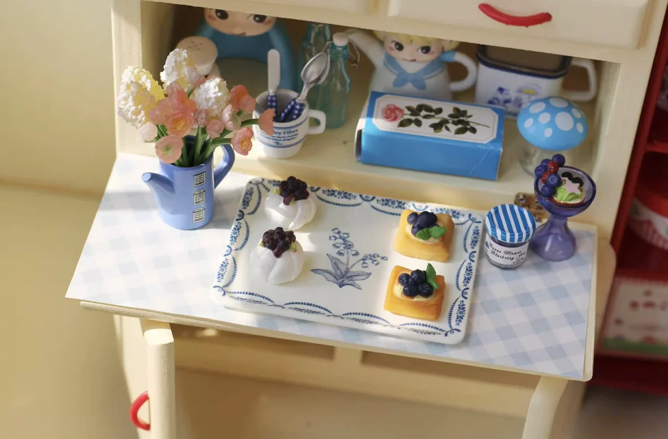 Miniature Retro Furniture Ornaments Mini Speaker Mug Hand-painted Flower Plate Mirror Blythe Doll Afternoon Tea Shooting Props