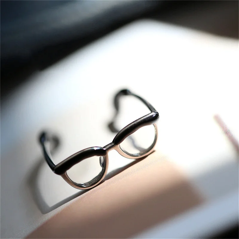 1Pc Dollhouse Miniature Glass Model Mini Simulation Adjustable Enamel Painting Glasses Open Ring Finger Buckle Tail Ring Decor