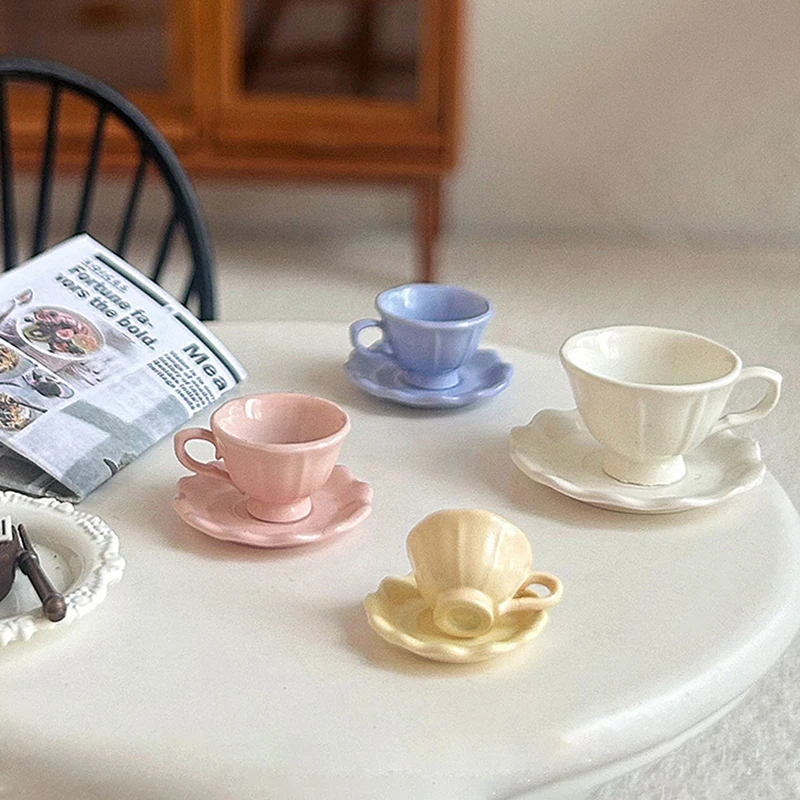 Intricate Dollhouse Miniature: French Retro Coffee Cup Plate, Perfect for Play Kitchen Accessorization and Scene Decoration.