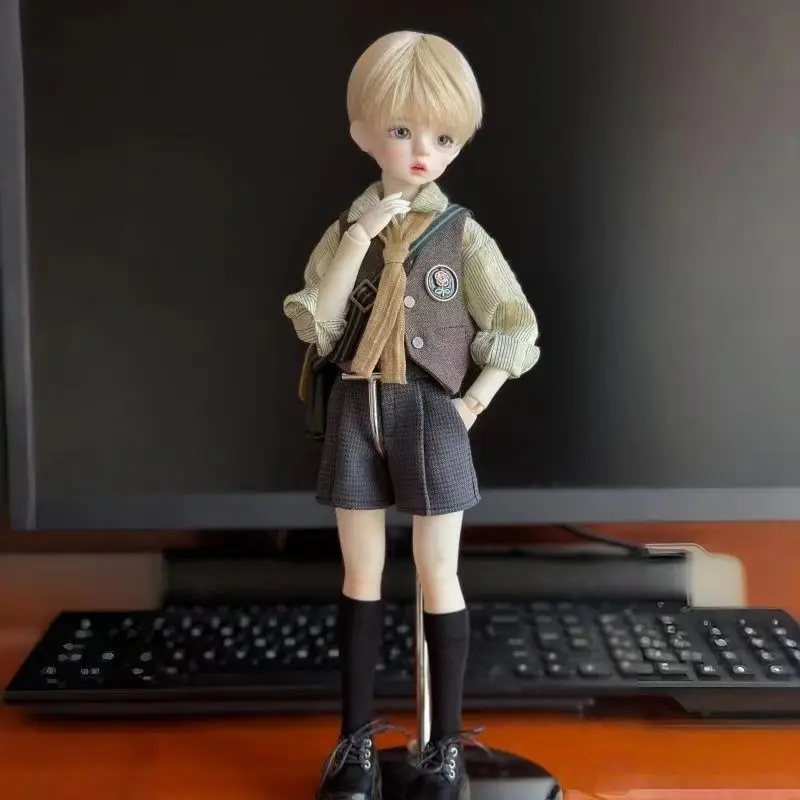 1/4 1/5 Doll's Clothes Suit for 45/36cm Bjd Doll Retro Academy Style Top+shorts+hat+vest+bag+socks Dress Up Doll Accessories