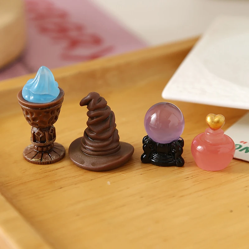 Miniature Magic Academy Props for Dollhouse, 1/12 Scale Kid's Toy House Decorations