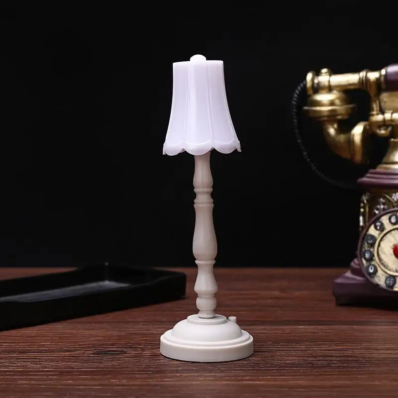 1/6 Scale LED Desk Lamp White Mini Furniture Dollhouse Accessory for Hot Toys BJD Figure Kids Pretend Play