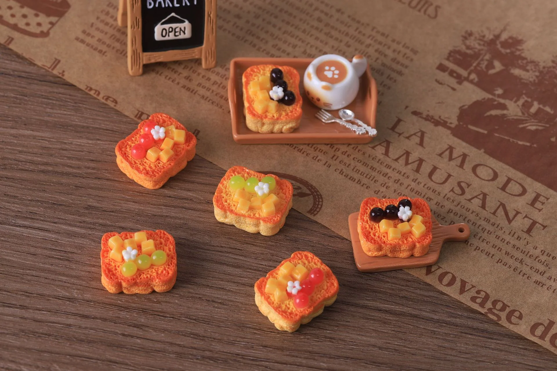 10pcs Miniature food toys, cakes, DIY resin accessories, doll houses, bakery decorations