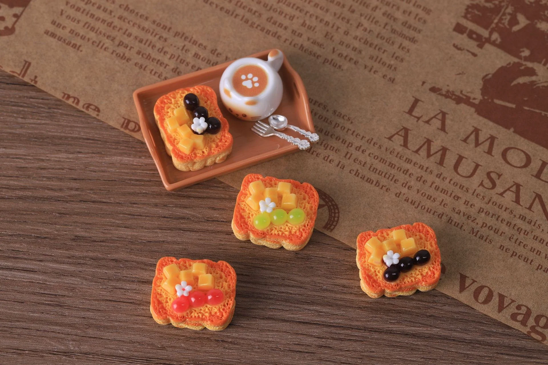 10pcs Miniature food toys, cakes, DIY resin accessories, doll houses, bakery decorations