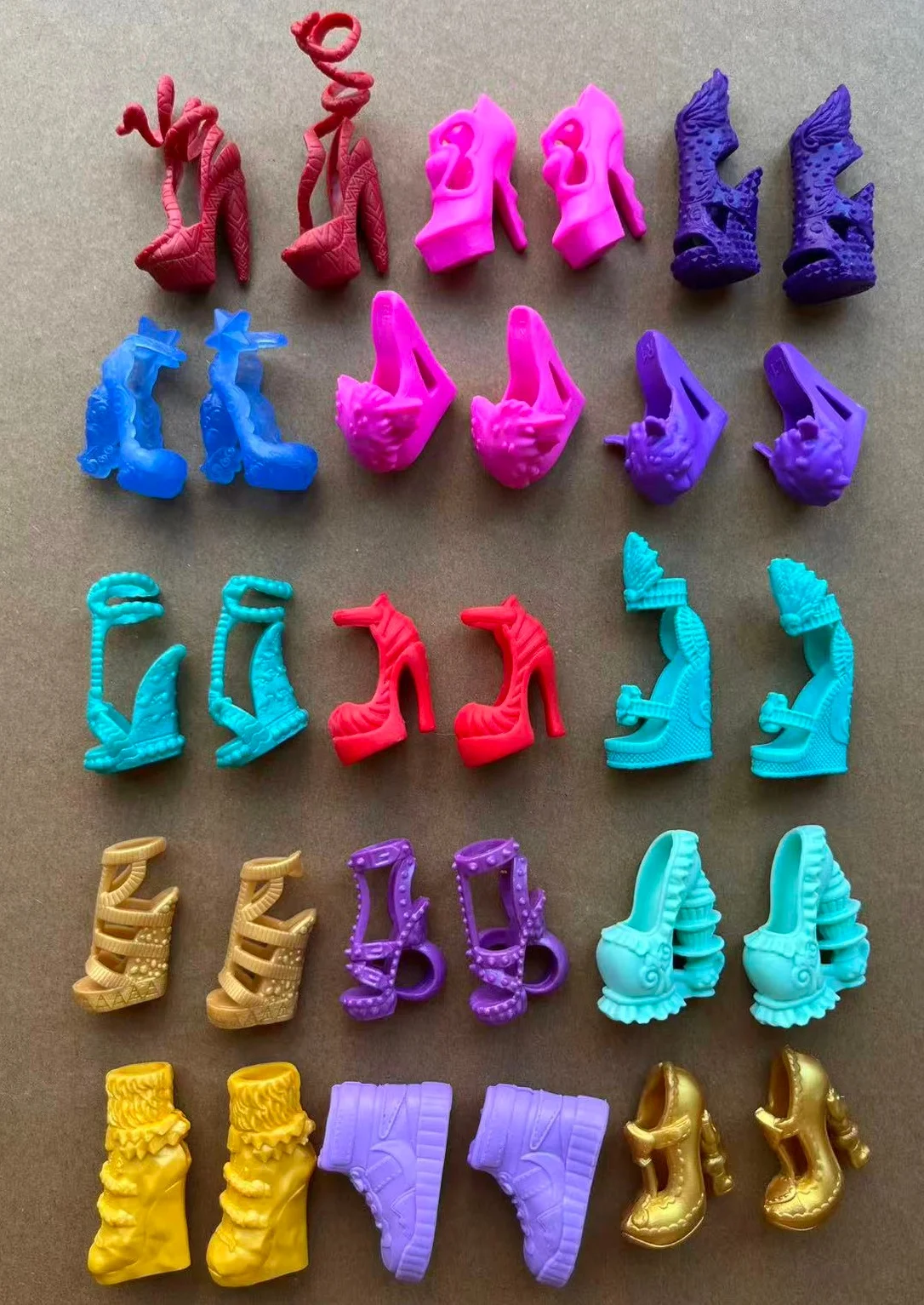 1/6 Scale Monster Doll Shoes Set - Gold Purple Green Red Blue Sandals Unique Toy Accessories for Collectible Figures