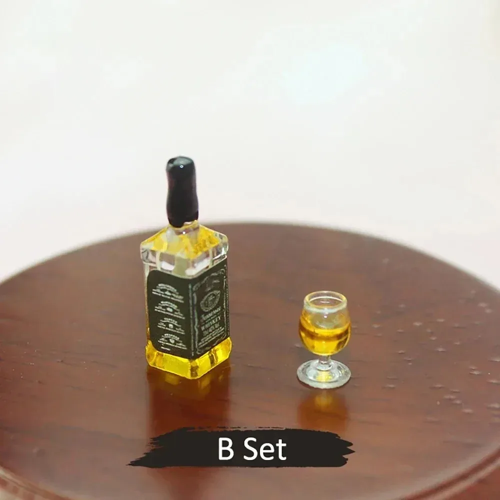 1/12 Scale Mini Resin Whiskey Bottle Model Dollhouse Miniature Wine Drink Ornaments Doll Home Scene Decor Accessories