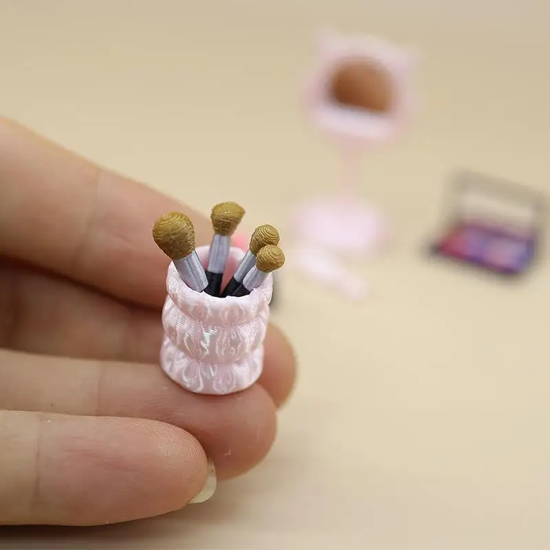 1Pcs Simulated Miniature Dollhouse Makeup Brush Cosmetic For Doll Accessory Toys