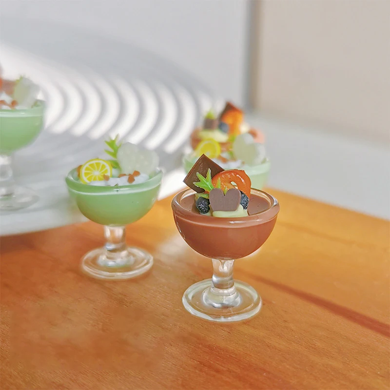 1Pc Dollhouse Simulation Bar Drinks Beverage Cup Ornaments 1/12 Miniature Dolls House Decoration Accessories Pretend Play Toys