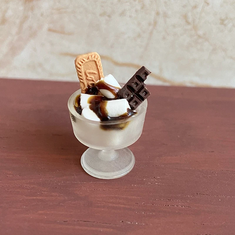 1/12 Scale Mini Ice Cream Miniature Dollhouse Food Drink Milk Tea Dessert Model Pretend Play Kitchen For BJD Toy Accessories