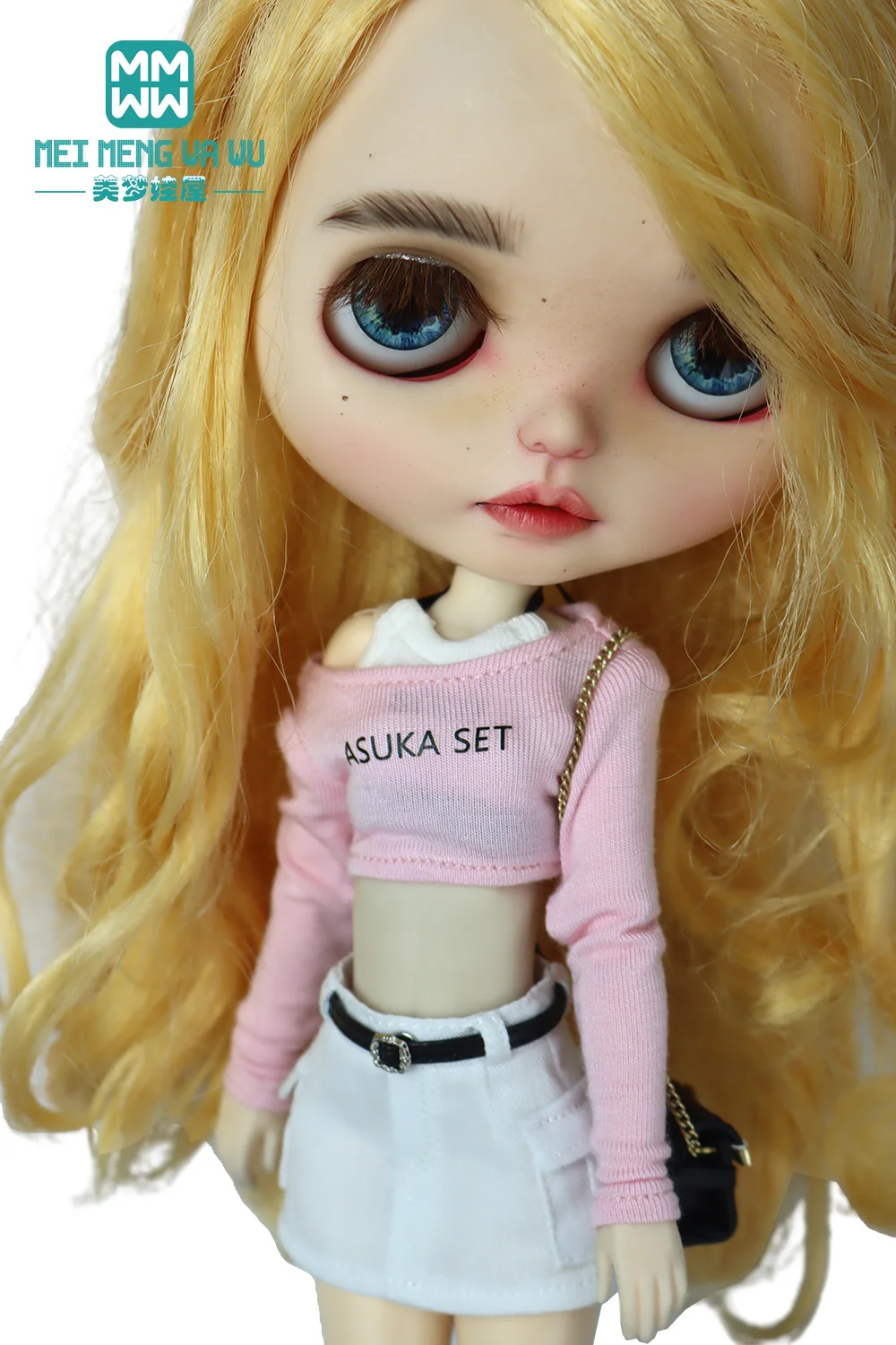 Clothes for Doll Fashion T-Shirts, Mini Shorts, Small Suspenders Fits Blyth Azone OB22 OB24 Doll Accessories