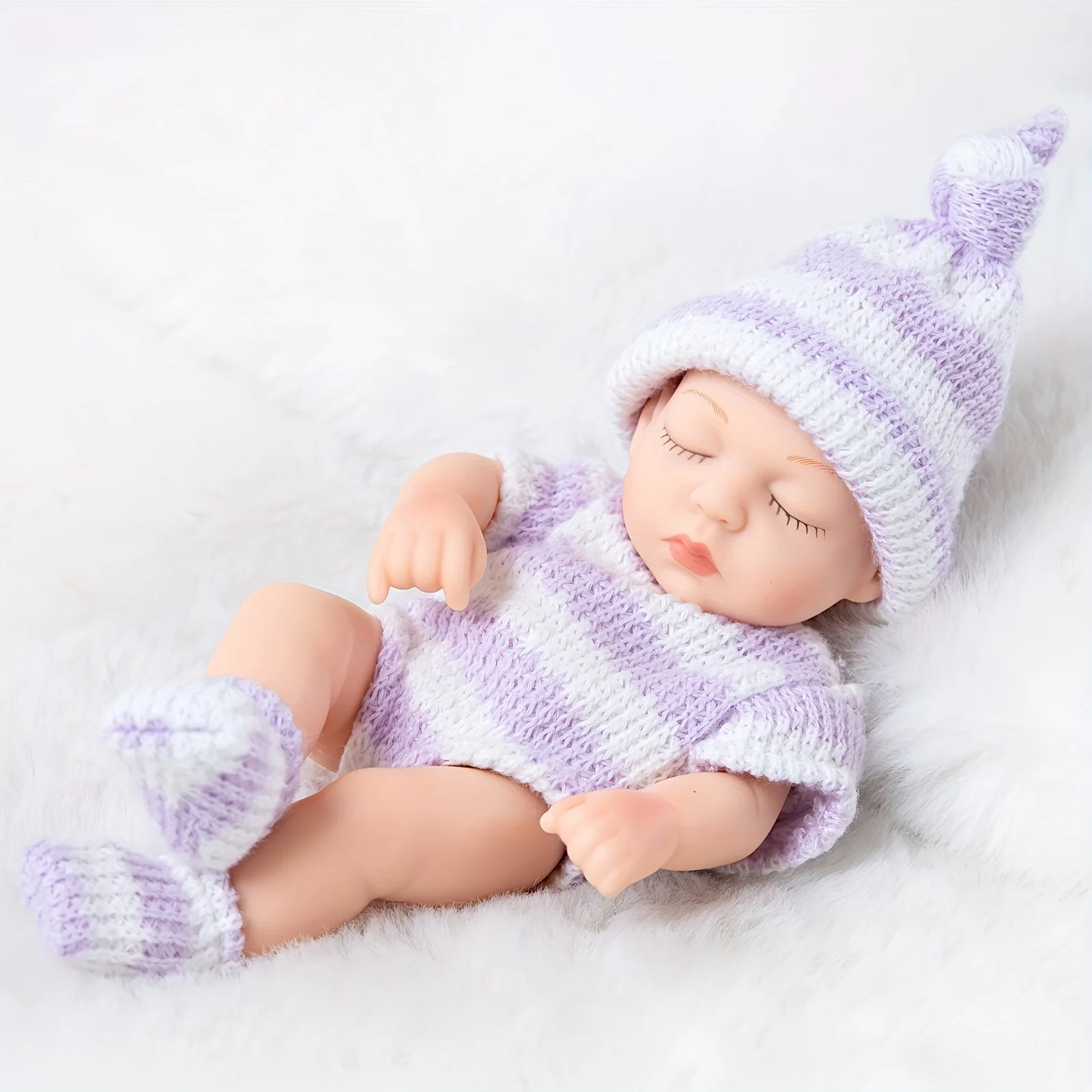 Mini 7 Inch Reborn Doll Sleeping Baby Doll 19cm Born Dolls Baby Toys ,The Best Gift for Girls.