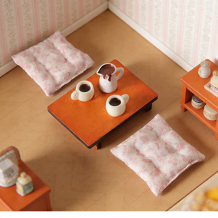 1:12 Miniature Dollhouse Living RoomSet,Tiny LowTable & Floral Cushions, Japanese Tatami Style Diorama Props for Pretend Play