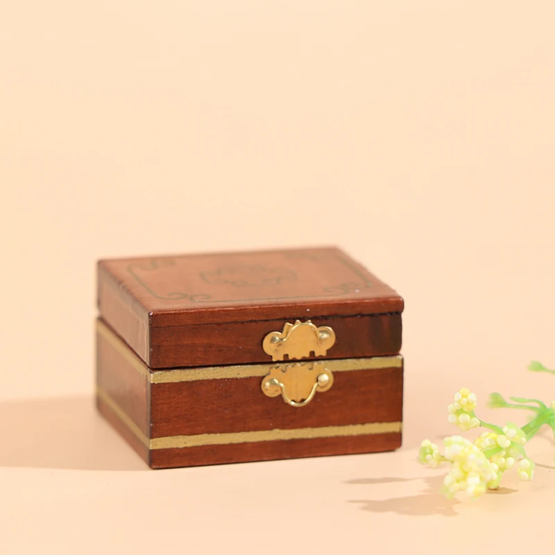 1Pc Mini Jewelry Box Model Dollhouse Miniatures Children DIY Miniatures Doll.