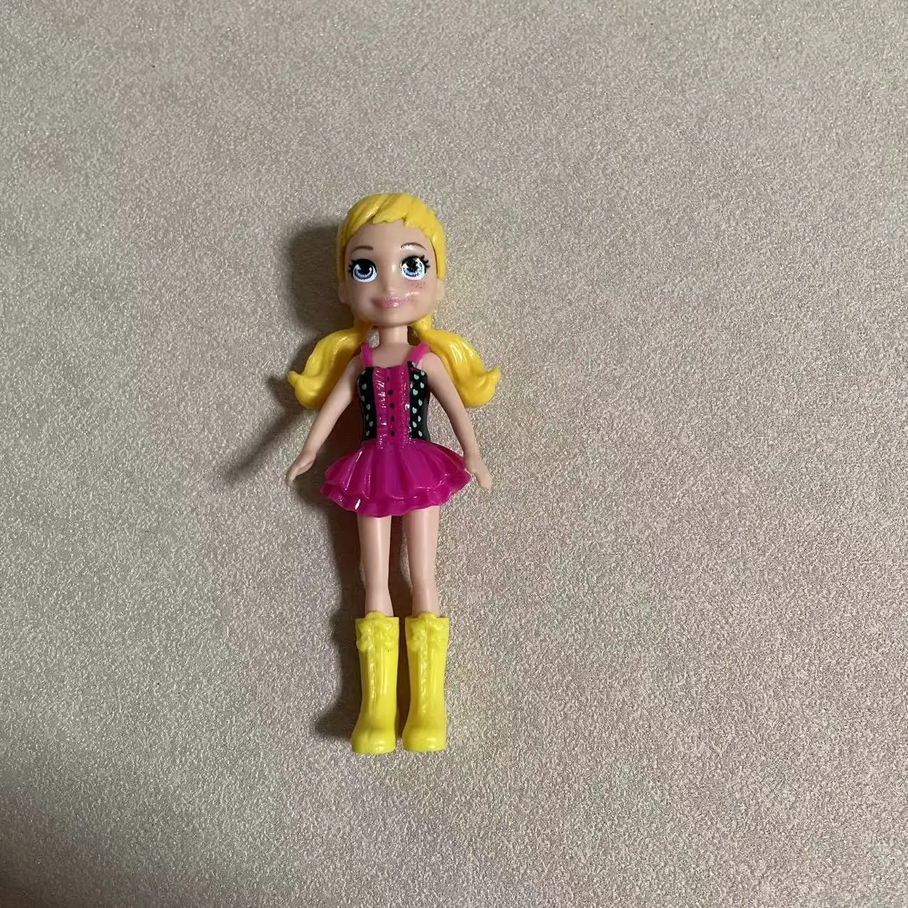 Mini Cute Girl doll Toy - Fashion Clothing doll Series Model - Simulation Game Toy - Children's Birthday Gift