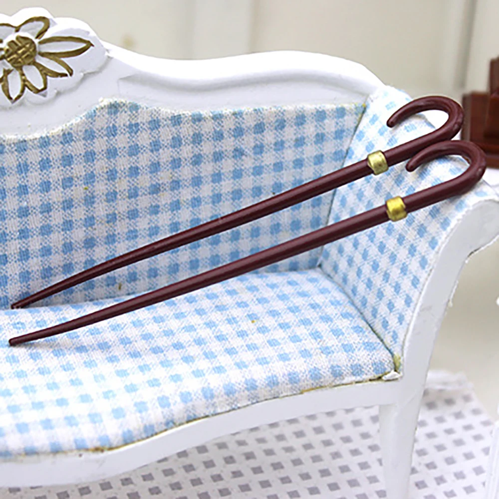 1Pcs 1/12 Dollhouse Miniature Accessories Mini Alloy Crutch Simulation Walking Stick Model Toys for Doll House Decoration
