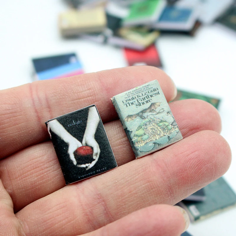 10PCS Dollhouse Miniature Magazines Books Novels Model Dolls House Scene Decor Accessories