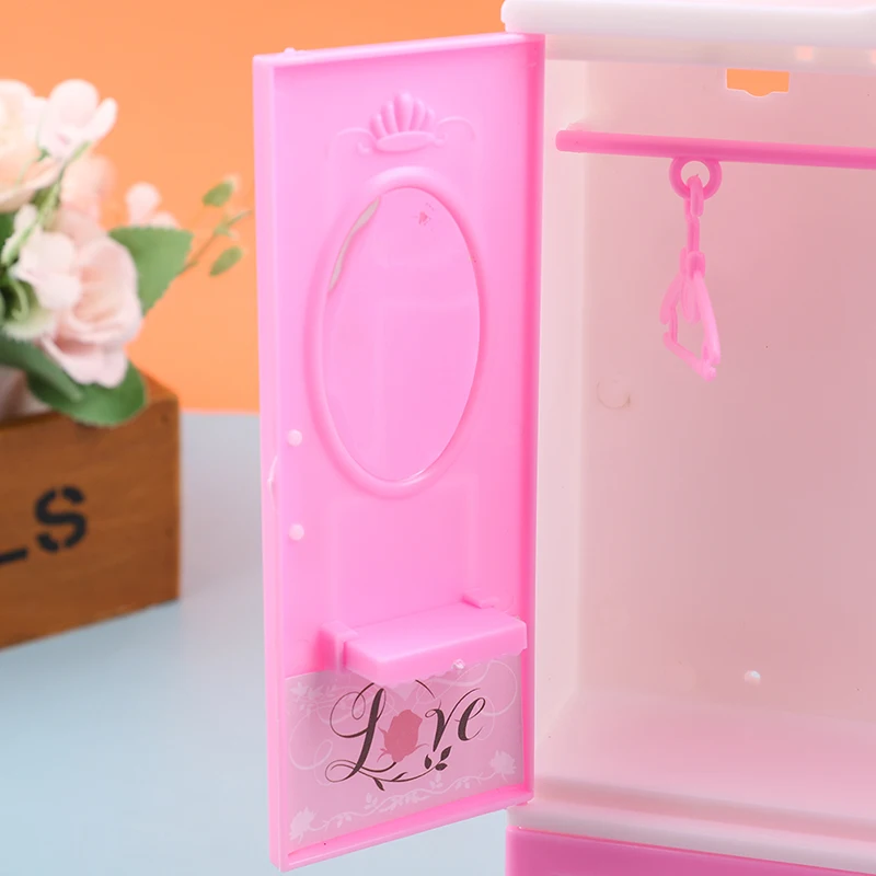 1/12 1/6 Dollhouse Miniature Pink Plastic Wardrobe for Dolls House Accessories