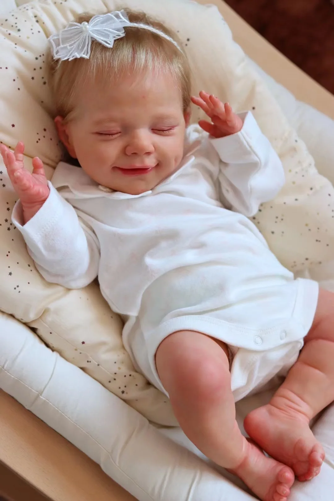 18 Inch April Bebe Reborn Doll With Rooted White Blond Hair 3D Painted Skin Newborn Baby Doll