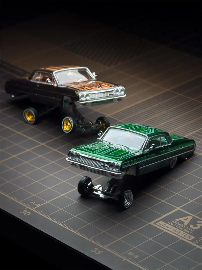 97m 1:64 1964 Impala LowRider Gypsy Rose / ARCHDEMON Diecast Model Car